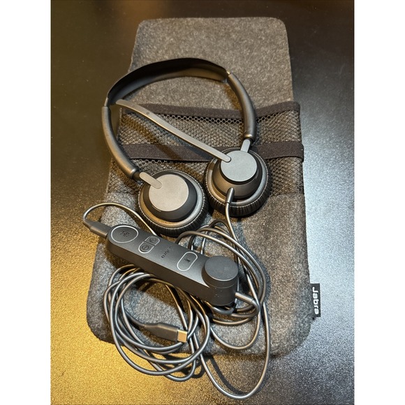 Jabra Engage 50 II Wired Stereo Headset USB-C with Link Call Control USB-A $274 - Picture 1 of 3